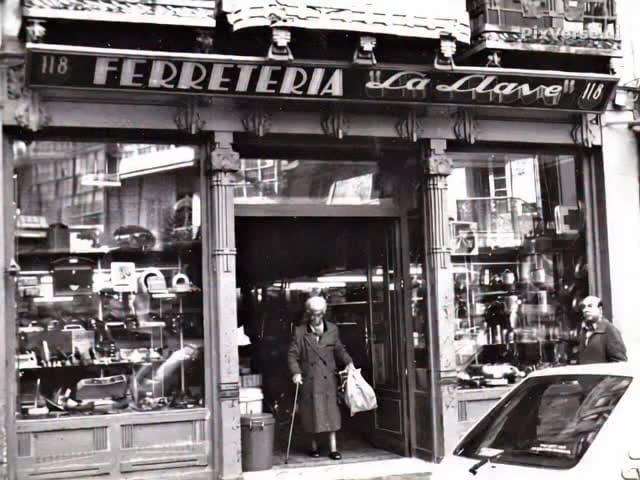 Post 2 by Art-Nouveau Coruña on Instagram (video)