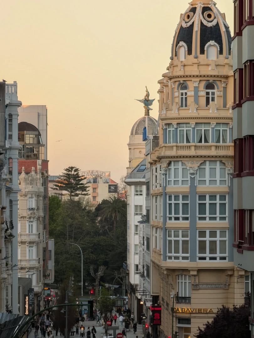Post 9 by Art-Nouveau Coruña on Instagram (image)