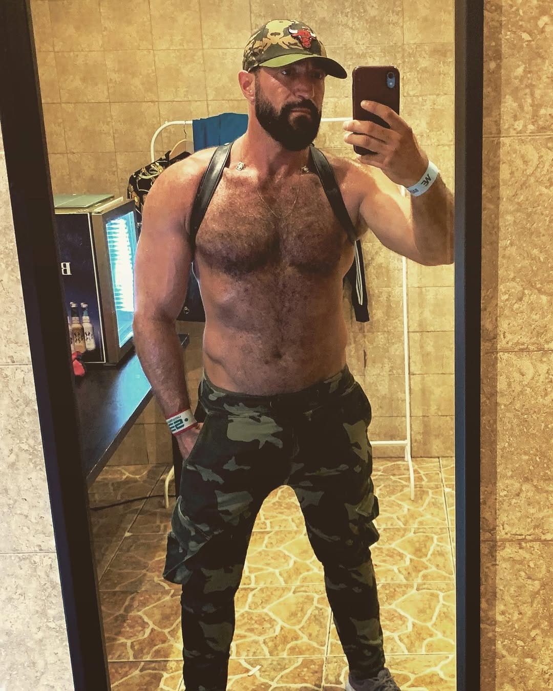 Post 6 by FaceB: Daniel Rodriguez Gomez on Instagram (image)