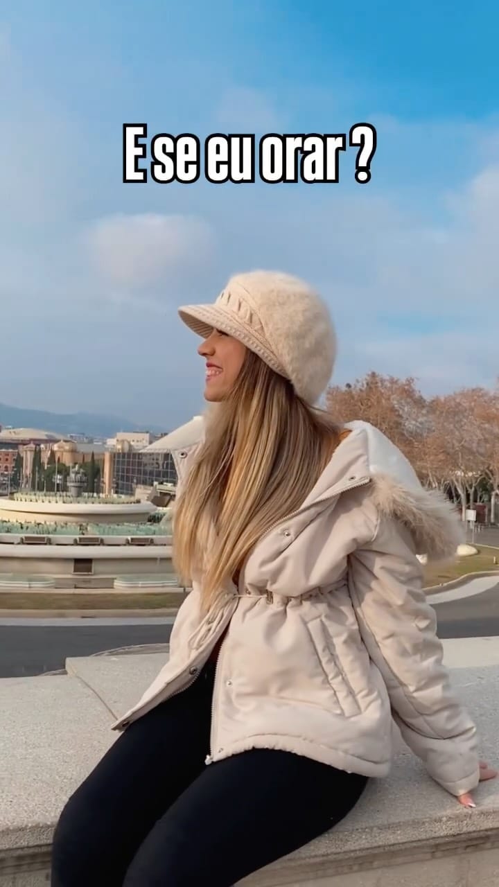 Post 4 by Karol Oliveira on Instagram (video)