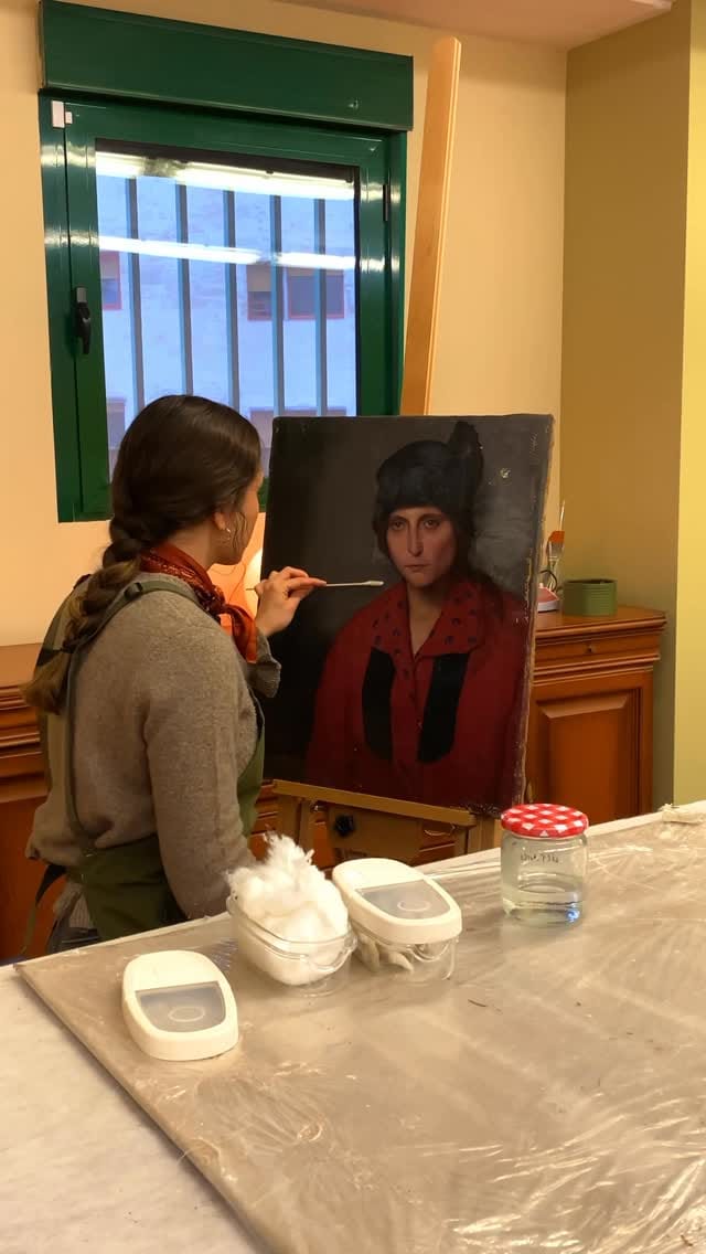 Post 4 by Paloma Segura on Instagram (video)