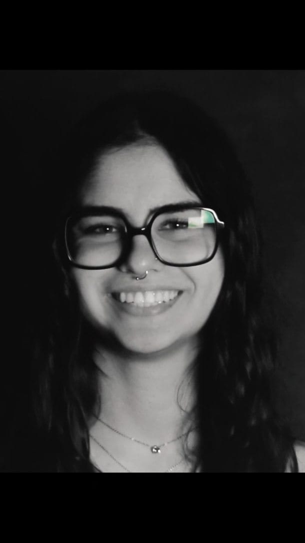 Post 2 by Escuela de Arte y Superior de Diseño de Cádiz on Instagram (video)