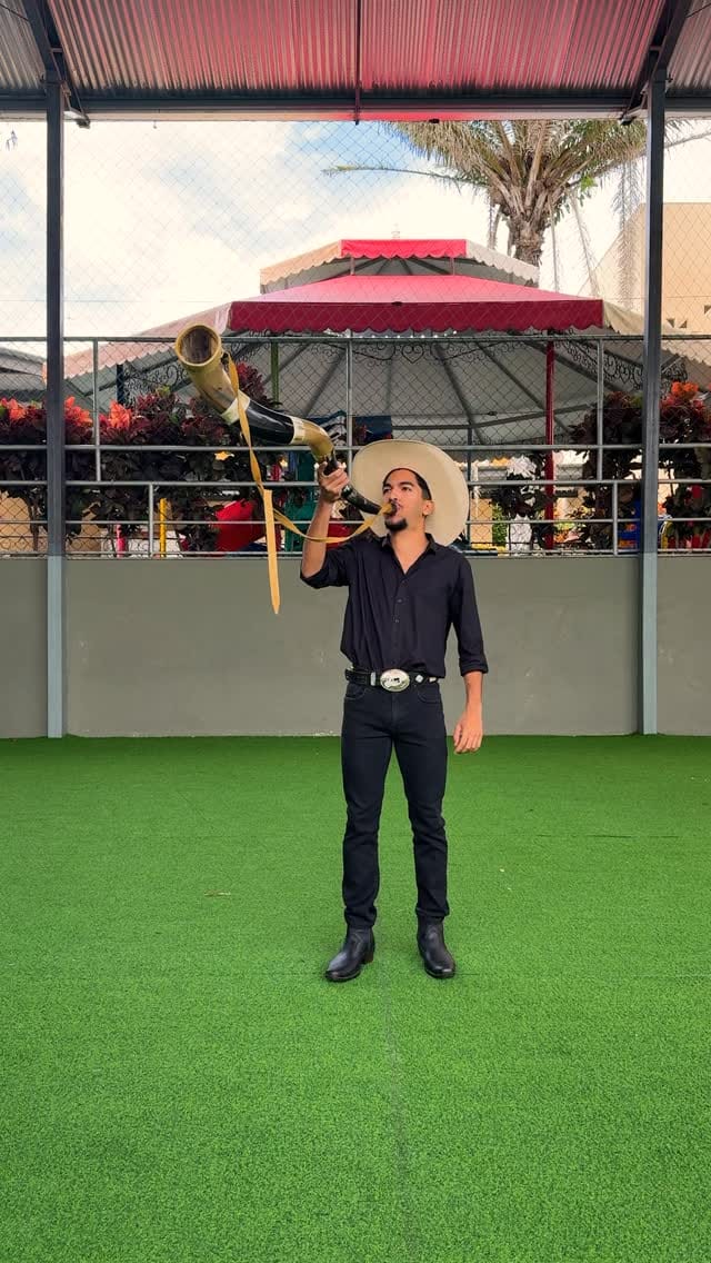 Post 1 by Escola Múltipla on Instagram (video)