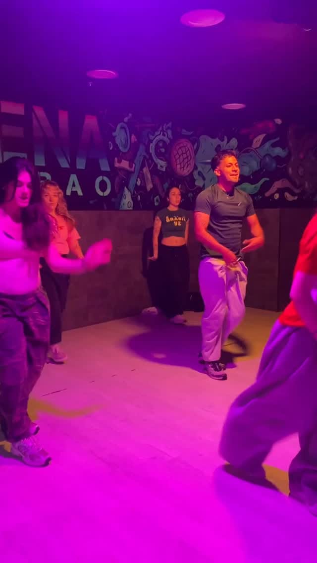 Post 2 by DENA BILBAO on Instagram (video)