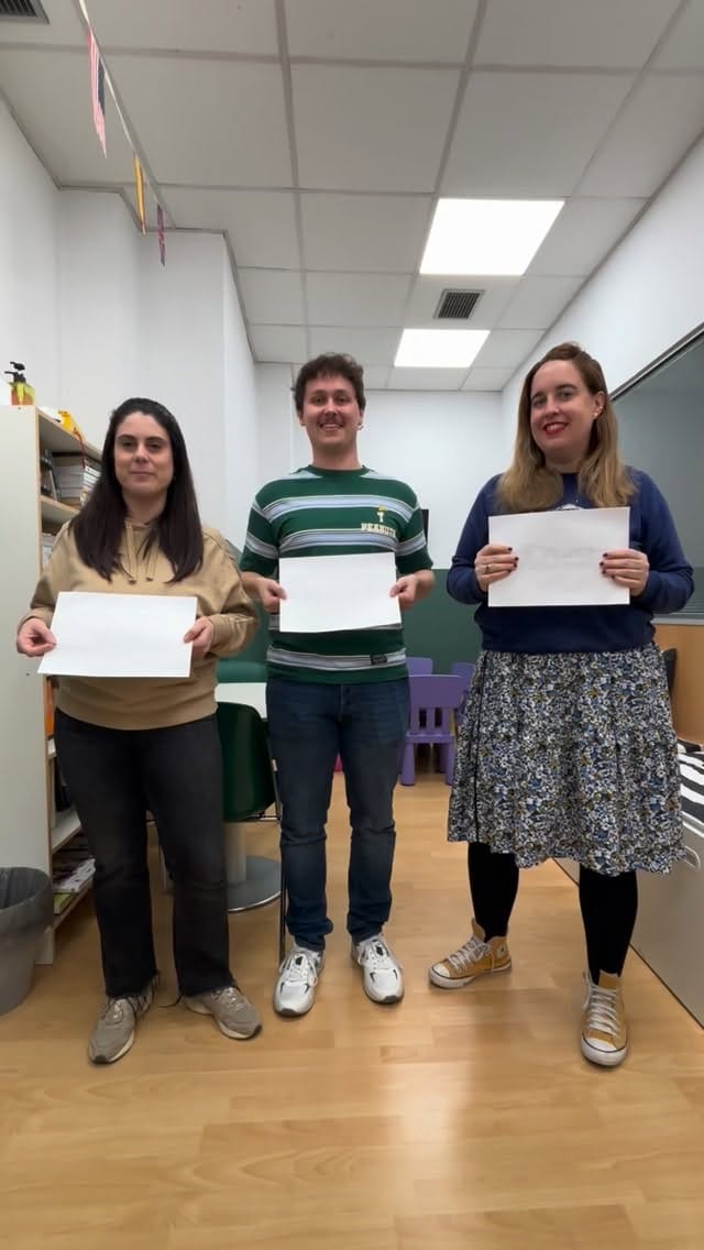 Post 6 by Adriana Coto 🍀 English Teacher on Instagram (video)