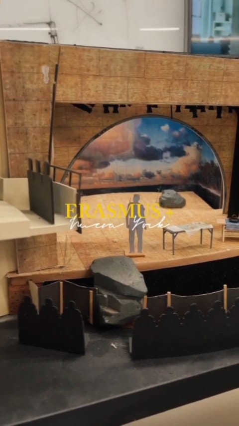 Post 9 by ESAD MURCIA on Instagram (video)