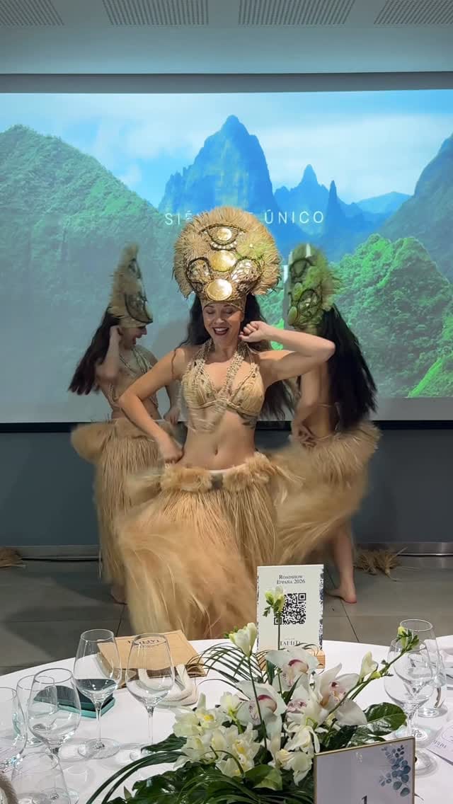 Post 6 by Danza Polinesia ‘Ori Tahiti Barcelona on Instagram (video)
