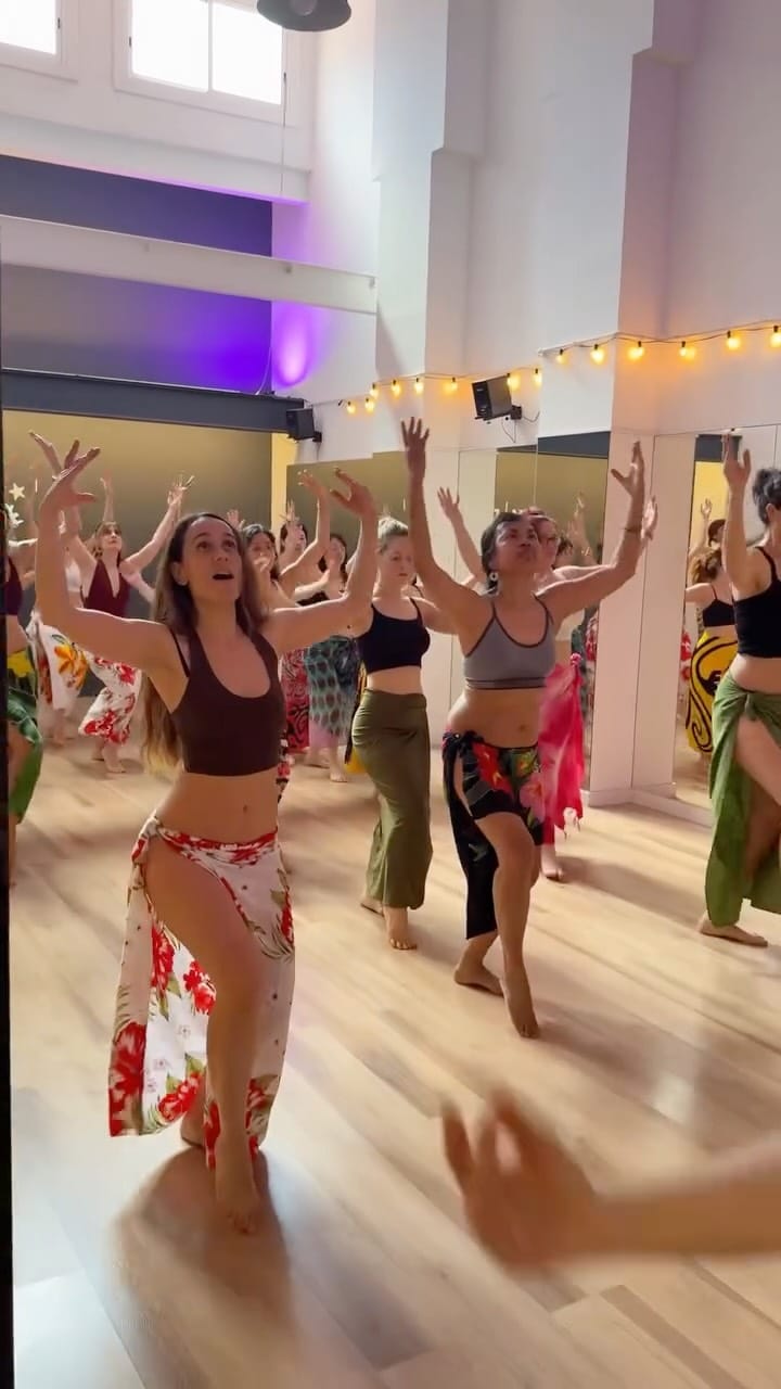 Post 4 by Danza Polinesia ‘Ori Tahiti Barcelona on Instagram (video)