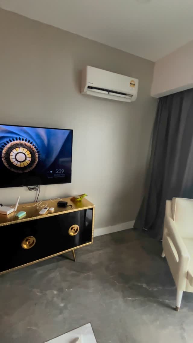 Post 2 by @mahmod199518 on Instagram (video)