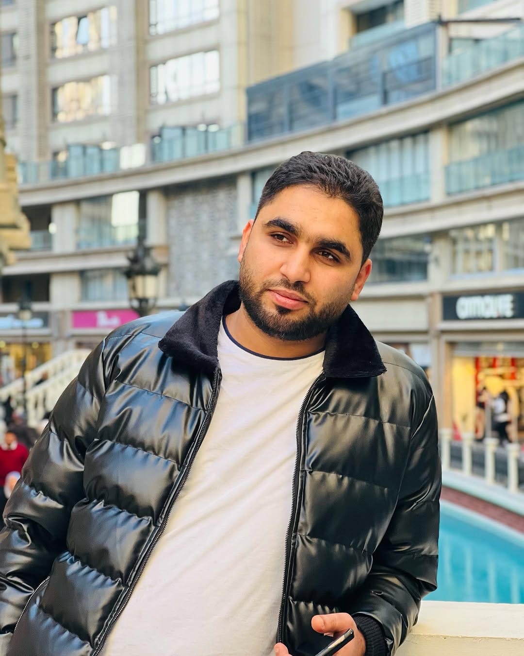 Post 5 by @mahmod199518 on Instagram (image)