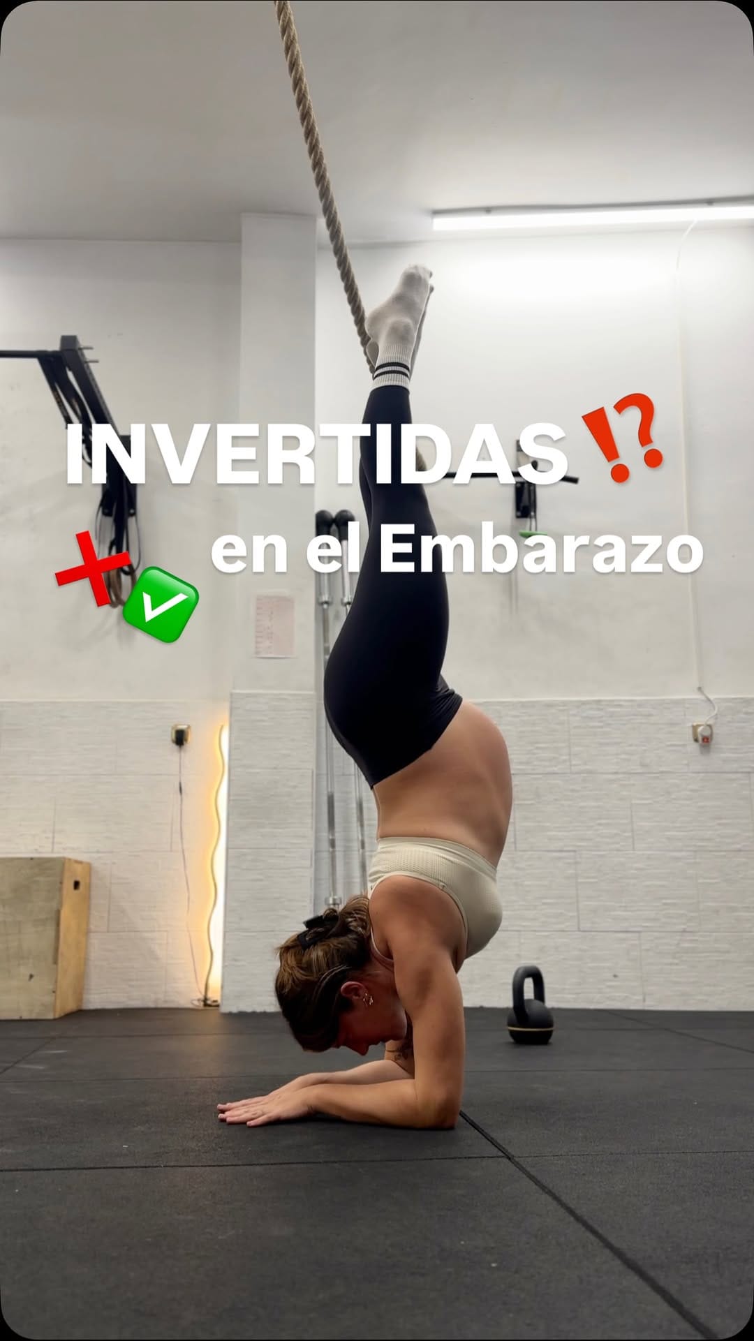 Post 6 by Escuela de Yoga, Gimnasia, Movilidad e Invertidas on Instagram (video)