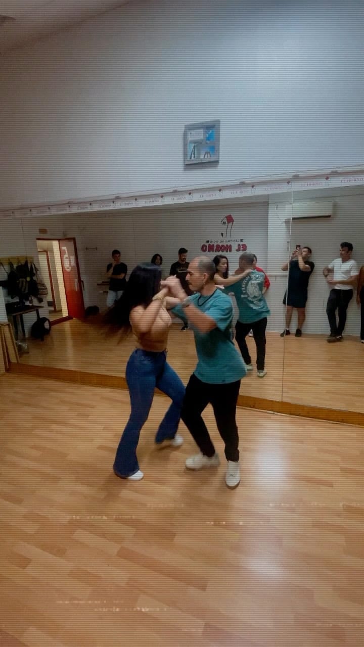 Post 10 by Salsa Caleña en Madrid on Instagram (video)