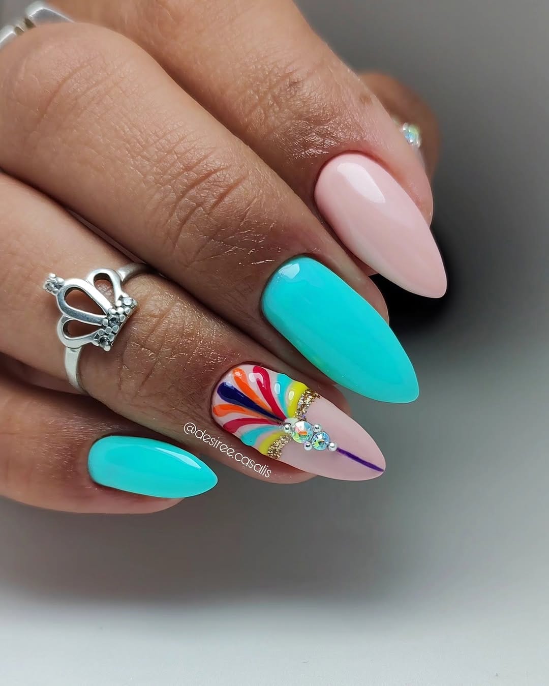 Post 5 by Desirée Casalis - Nail Artist on Instagram (image)