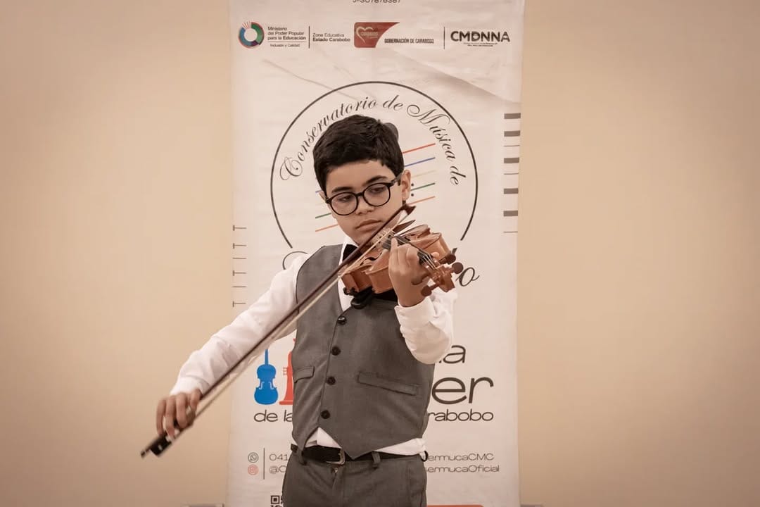 Post 3 by Conservatorio de Música de Carabobo on Instagram (carousel)