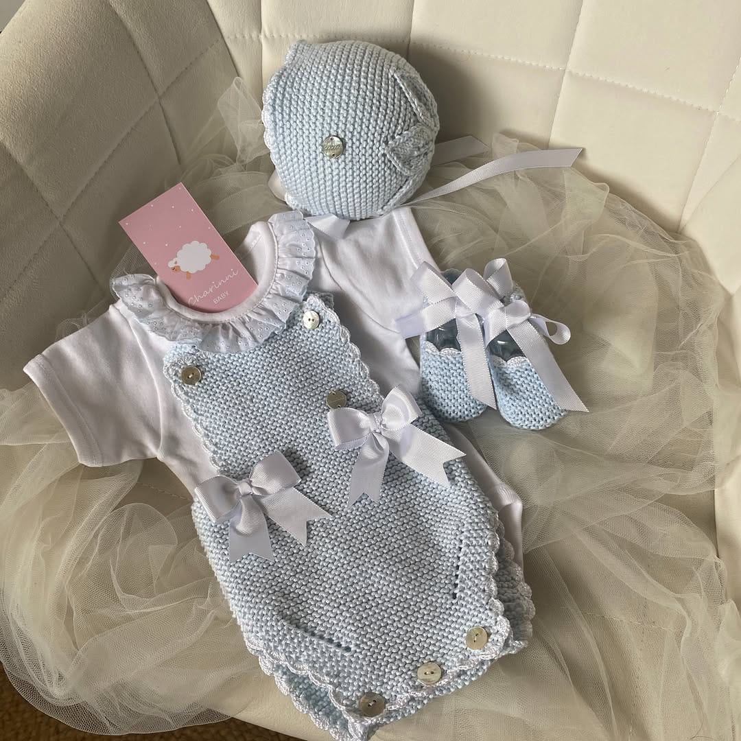 Post 3 by 💕💕 Charinni Baby  💖💖 on Instagram (image)
