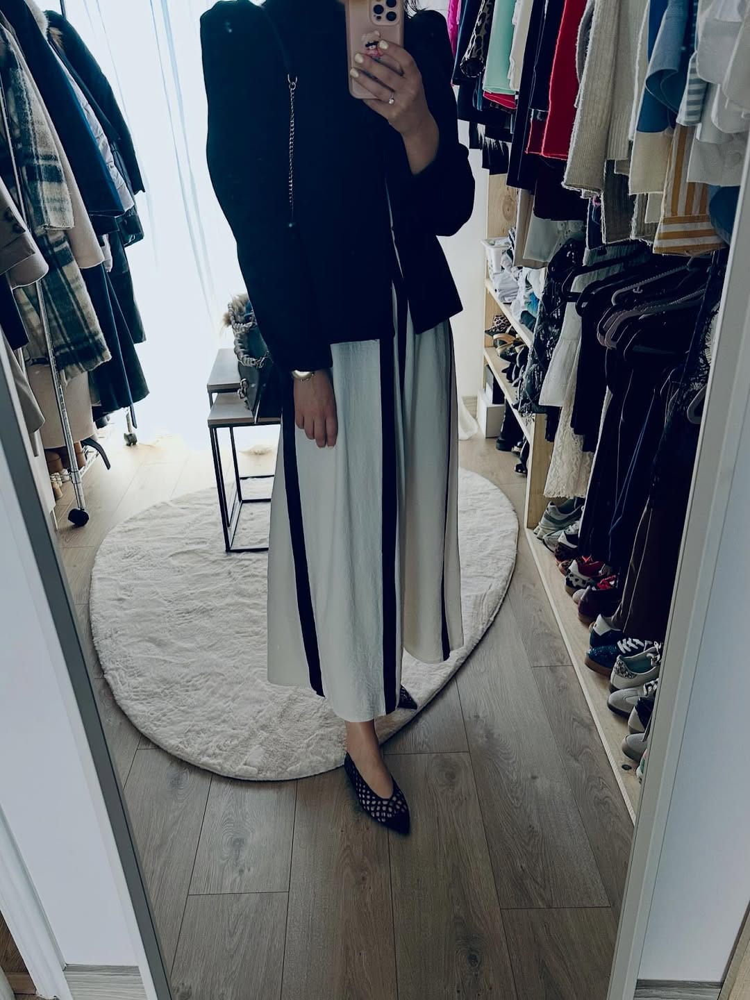 Post 1 by N O E L I A | Fashion inspo on Instagram (carousel)