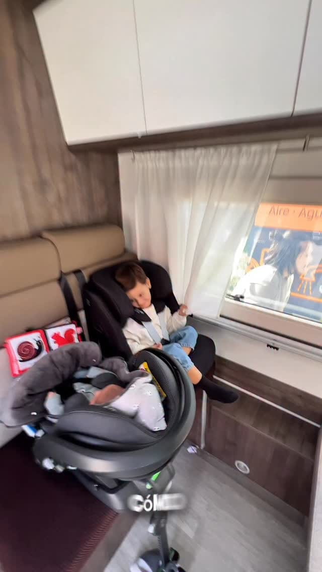 Post 5 by Autocaravanas Gus Vaning on Instagram (video)