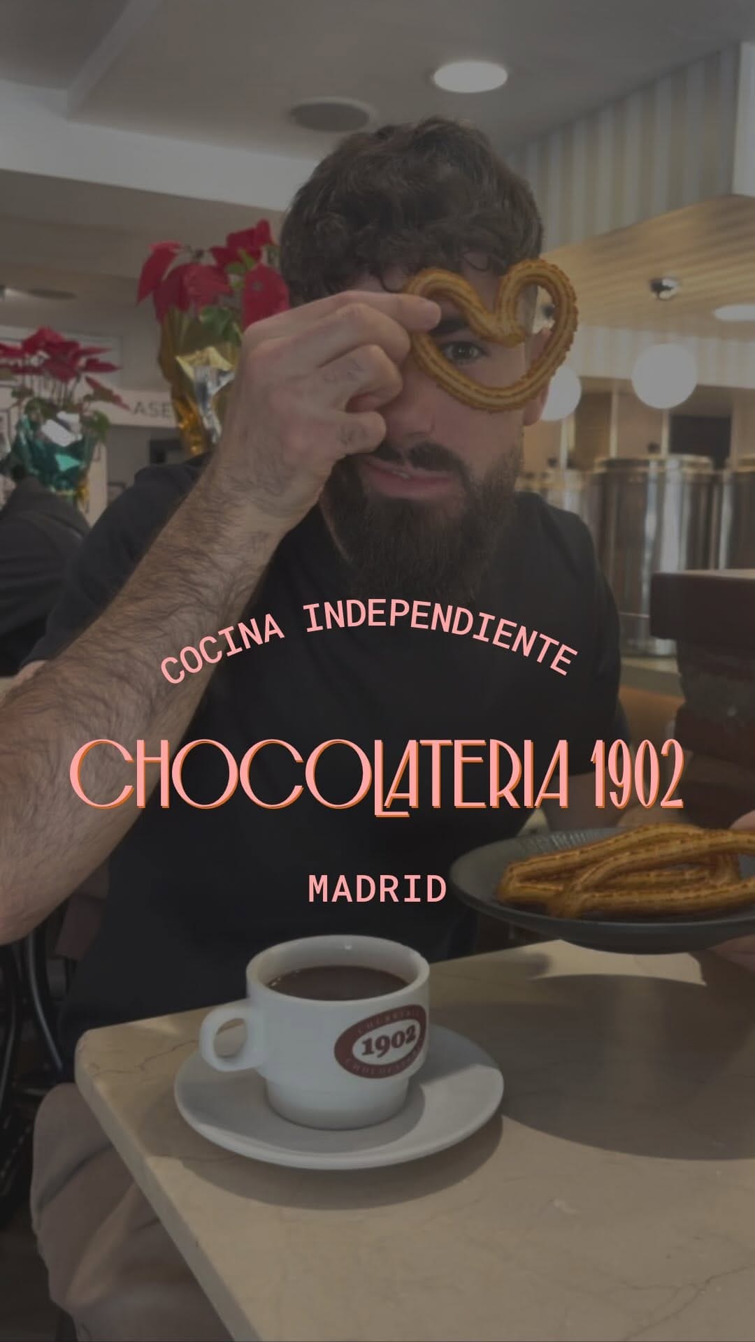 Post 3 by Chocolatería 1902 on Instagram (video)