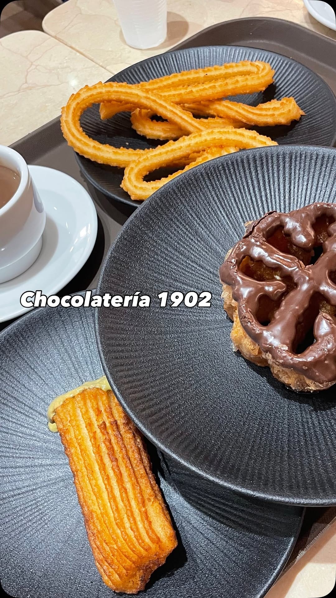 Post 6 by Chocolatería 1902 on Instagram (video)