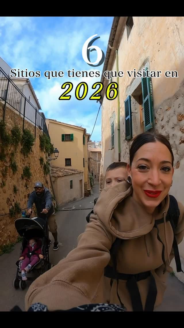 Post 8 by 🅲🅰🅼🅿🅴🆁&🅻🅾🆅🅴 on Instagram (video)