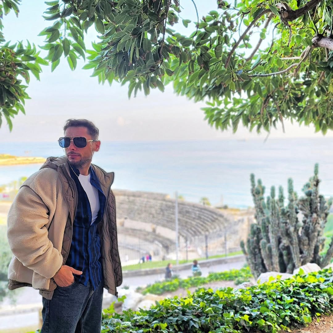 Post 6 by Manuel Garzón on Instagram (image)