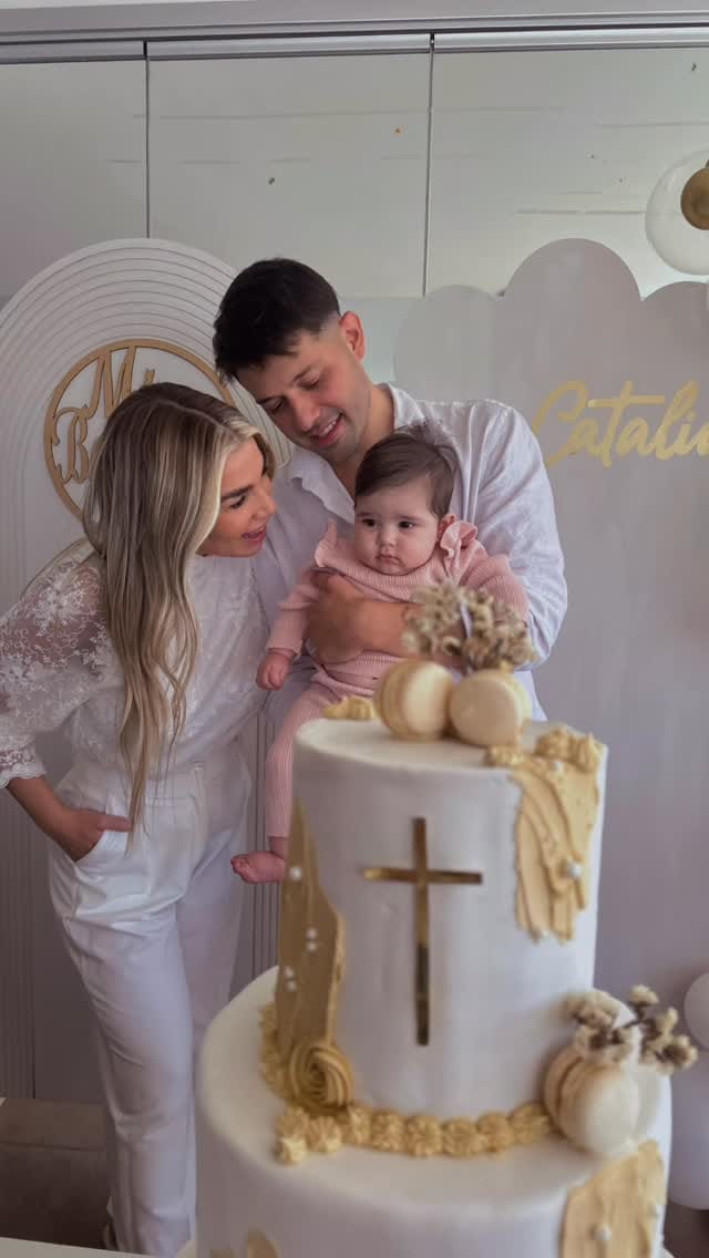 Post 4 by Naty Nicola 🦋 on Instagram (video)