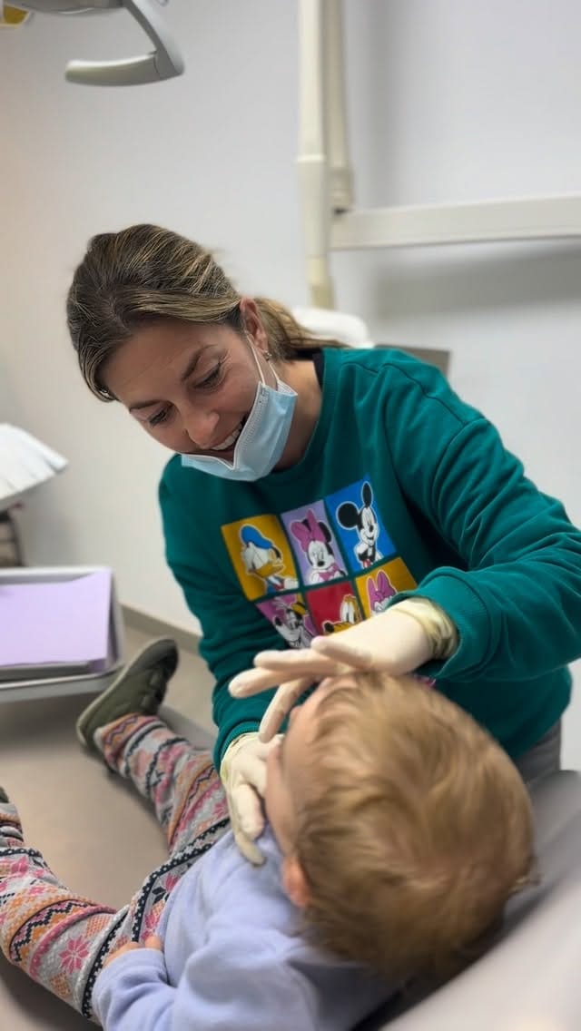 Post 3 by Odontopediatra. Isabel Catalán on Instagram (video)