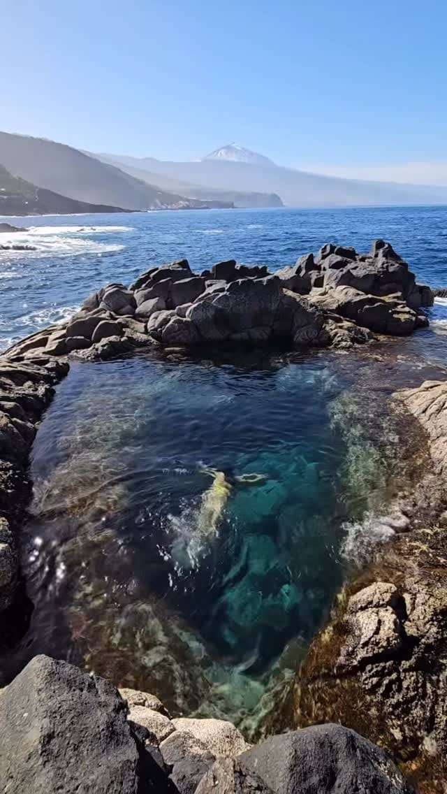 Post 2 by Yasmi on Instagram (video)