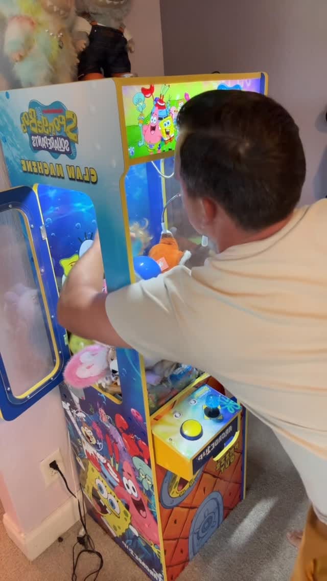 Post 4 by Joey Foo on Instagram (video)