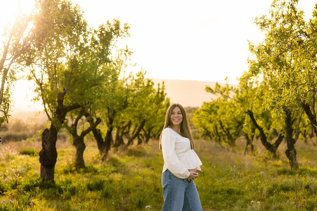 Post 3 by Fotógrafa Embarazo Barcelona | Maternity Photographer on Instagram (carousel)