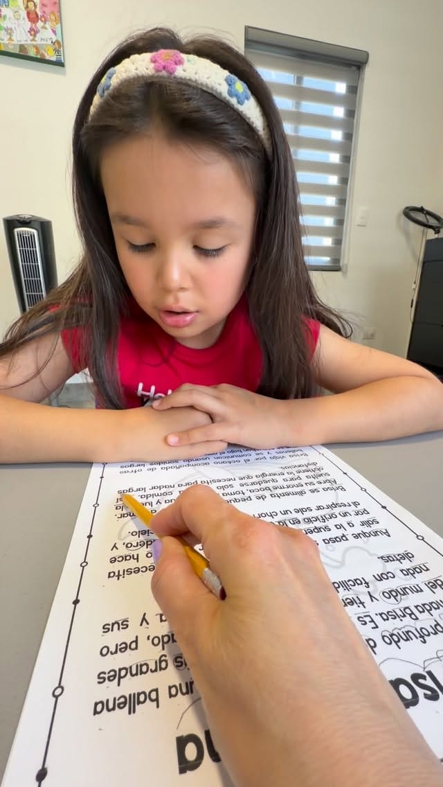 Post 6 by Miss Kary Medina 🍎✏️📖 on Instagram (video)