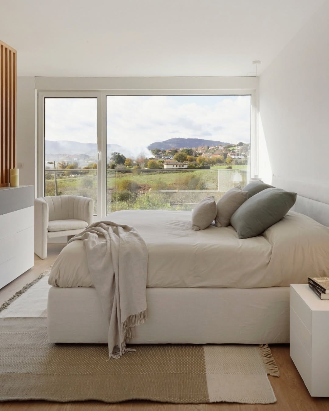 Post 4 by Marina Estudio - Interiorismo y Decoración on Instagram (carousel)