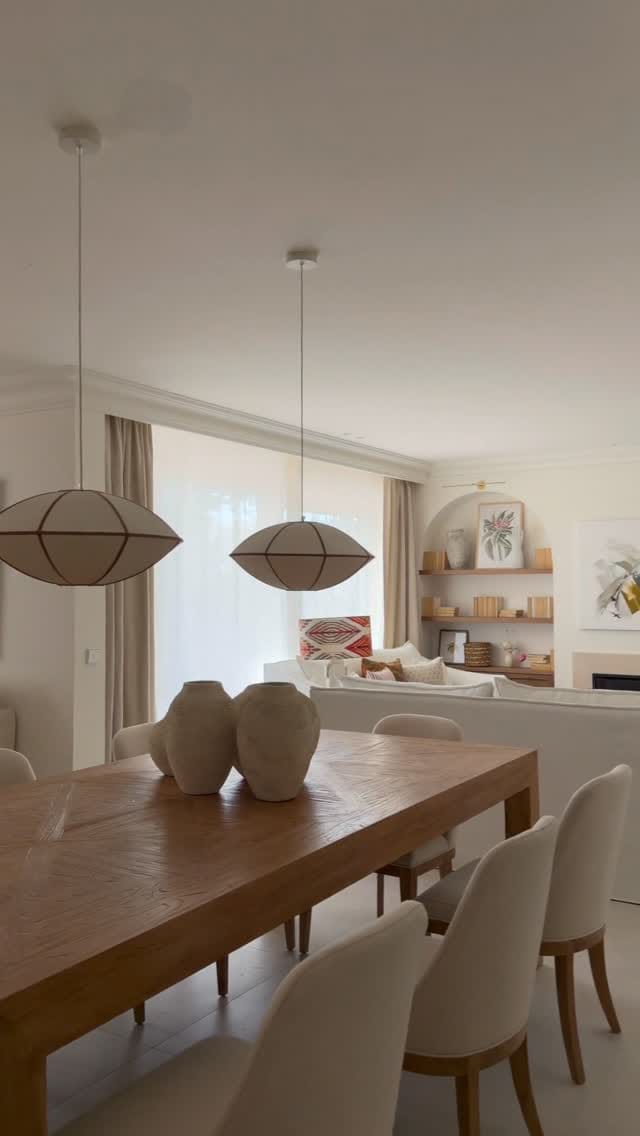 Post 1 by Livener on Instagram (video)