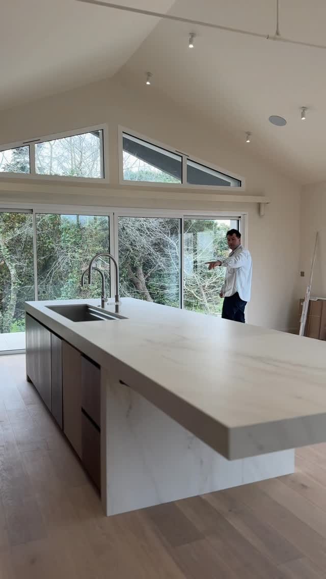 Post 2 by Agence Isasa on Instagram (video)