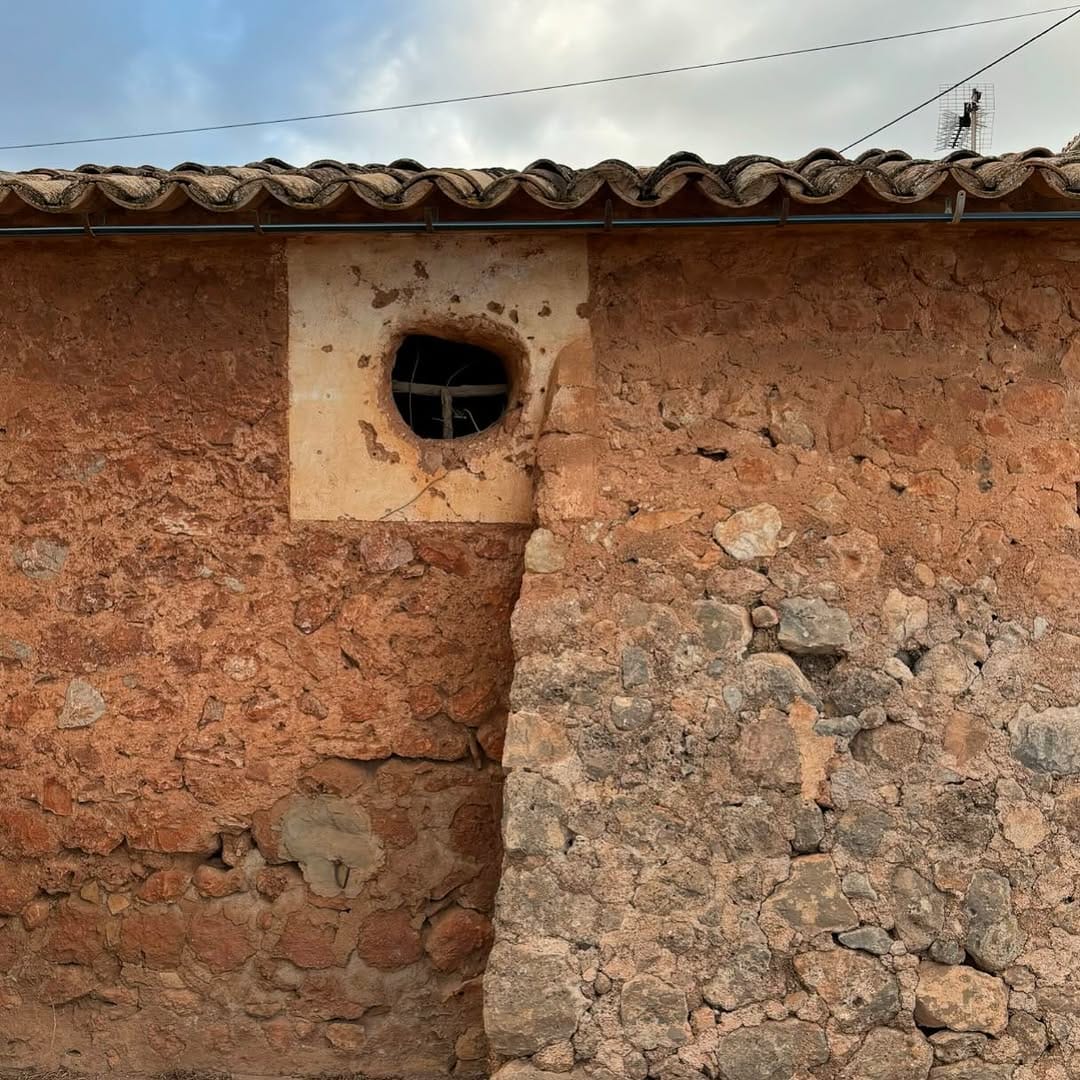 Post 8 by Clapés Pizà on Instagram (image)