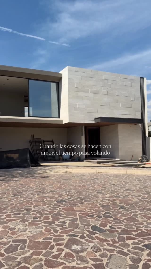 Post 7 by FREGO ARQUITECTOS on Instagram (video)