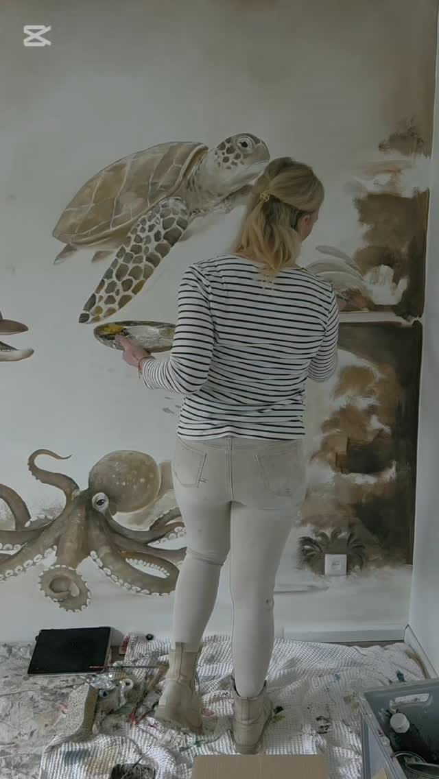 Post 6 by Arianne Van Asselt on Instagram (video)