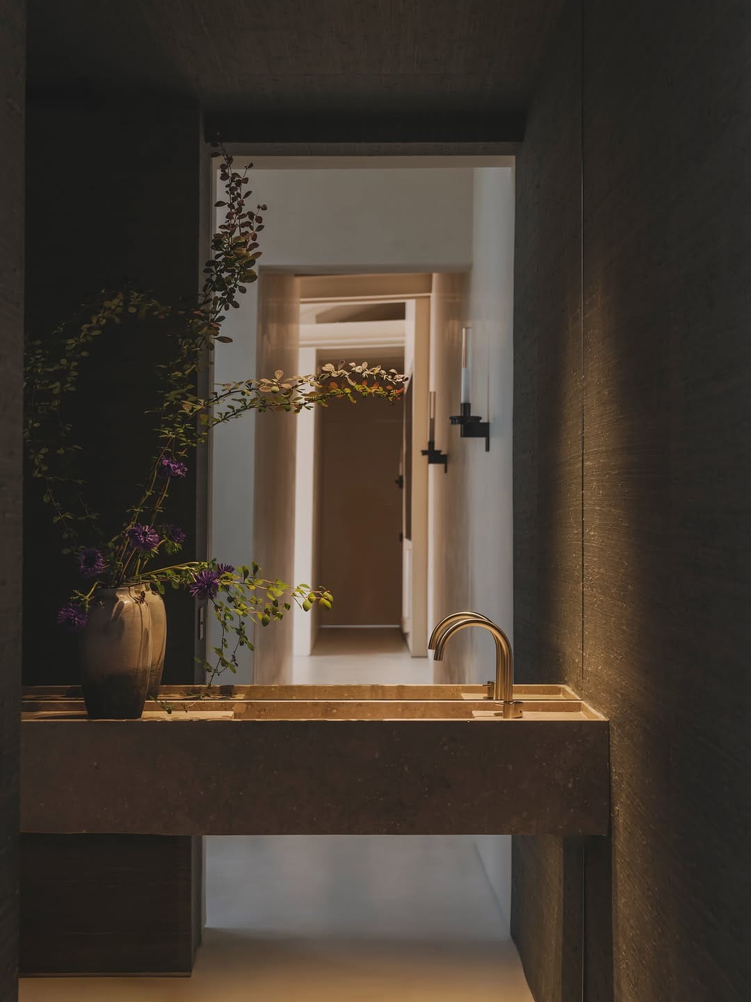 Post 6 by S+DLH on Instagram (image)