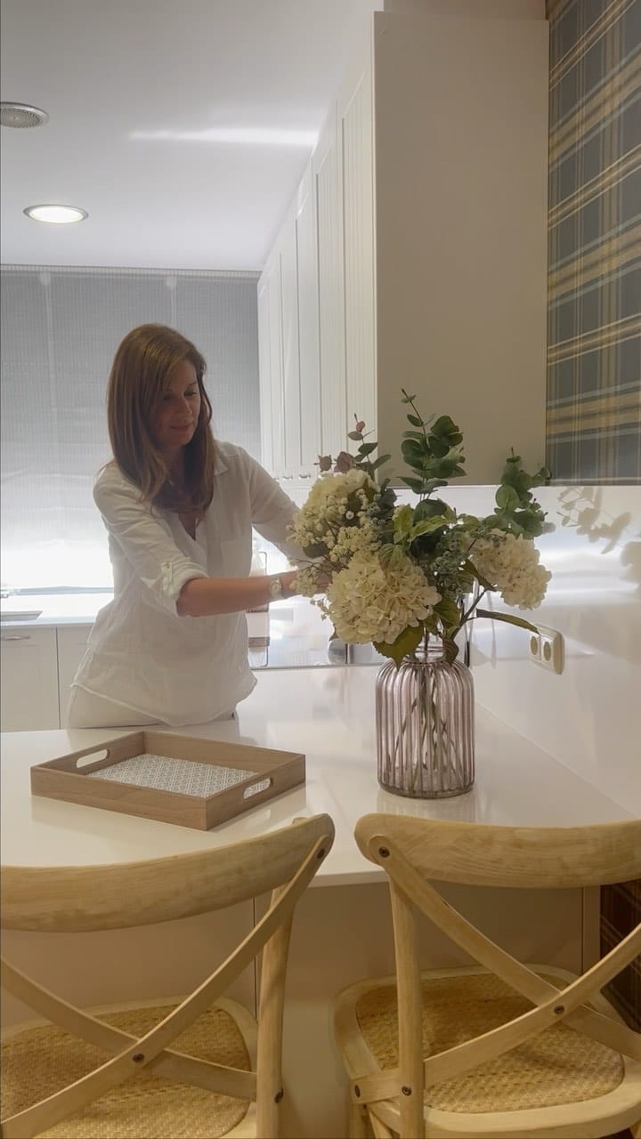 Post 10 by Gabriela Outon Interiorista on Instagram (video)