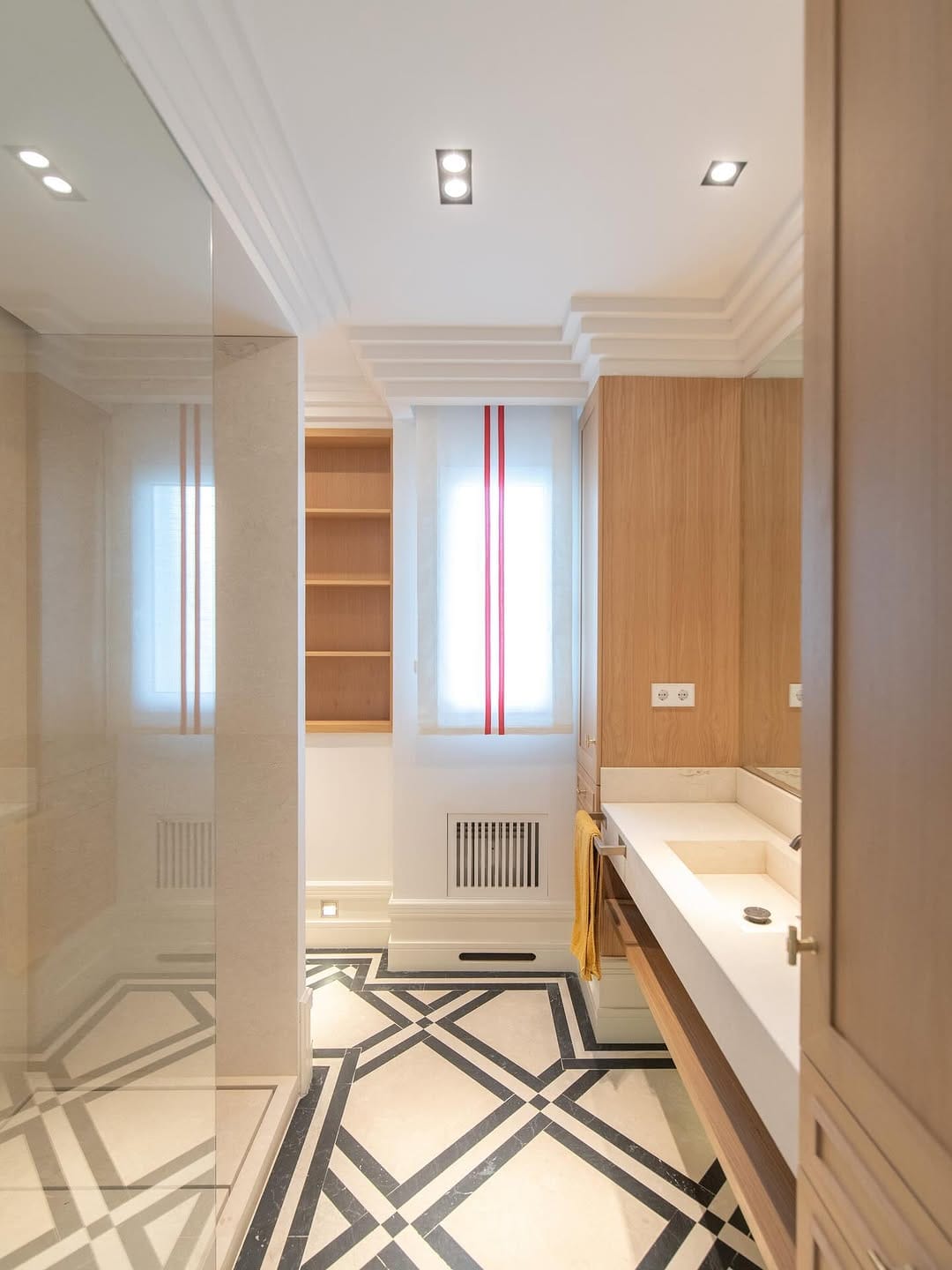 Post 9 by Daniel García Calvete Interiorismo on Instagram (carousel)