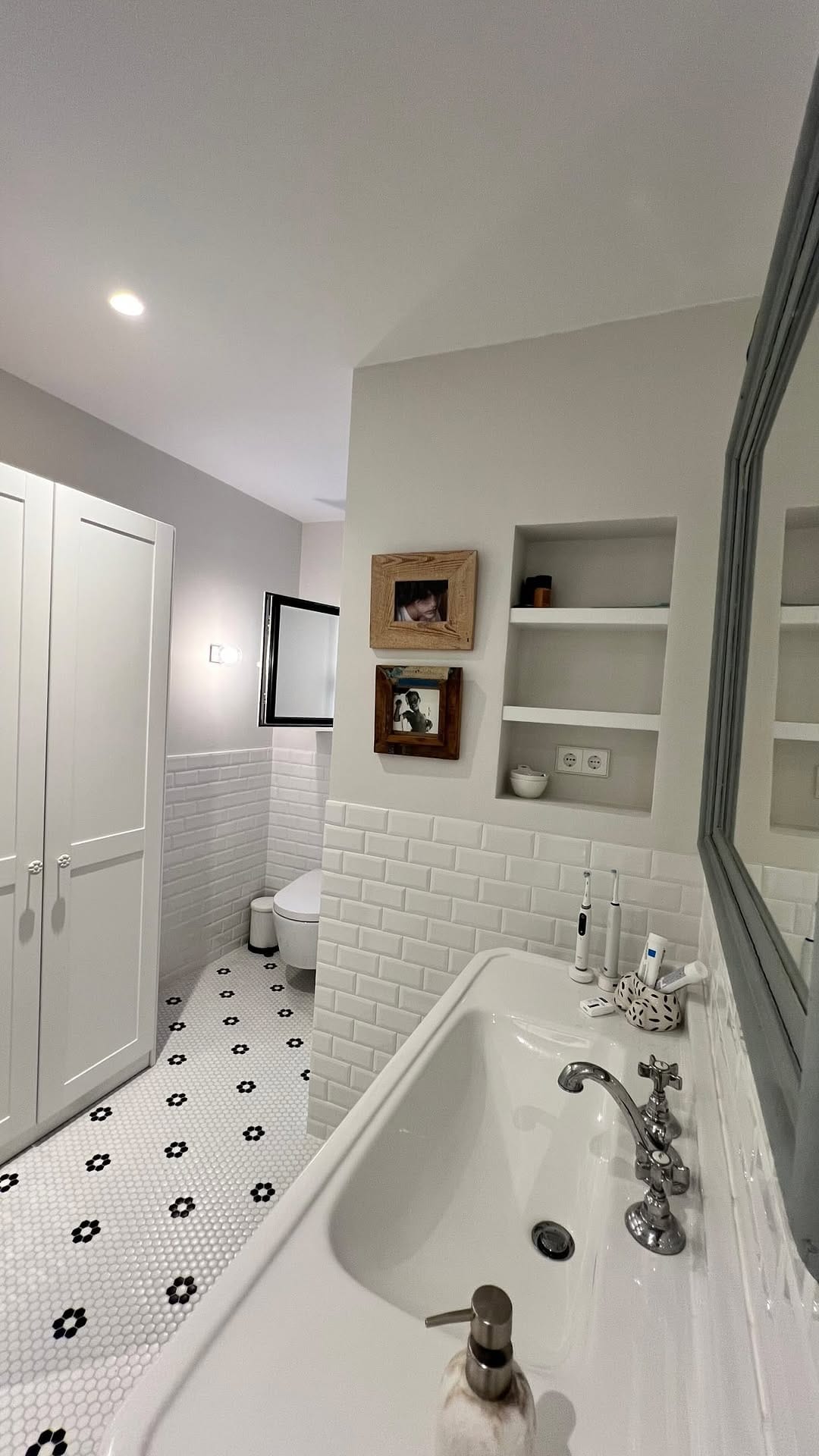 Post 1 by Marta Prats - Interiorismo on Instagram (video)