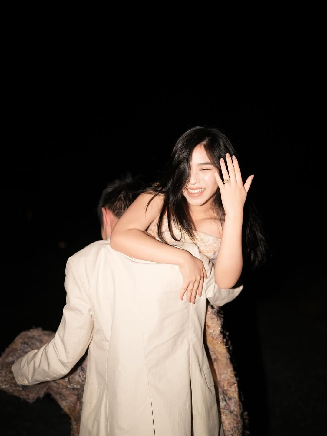 Post 6 by EJ WOO on Instagram (carousel)