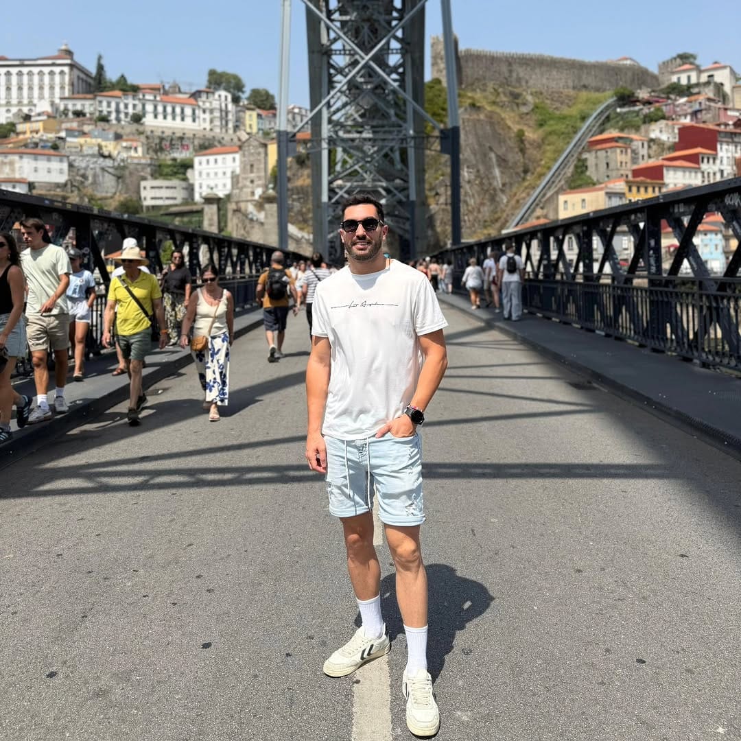 Post 9 by J.MӨYΛ on Instagram (image)