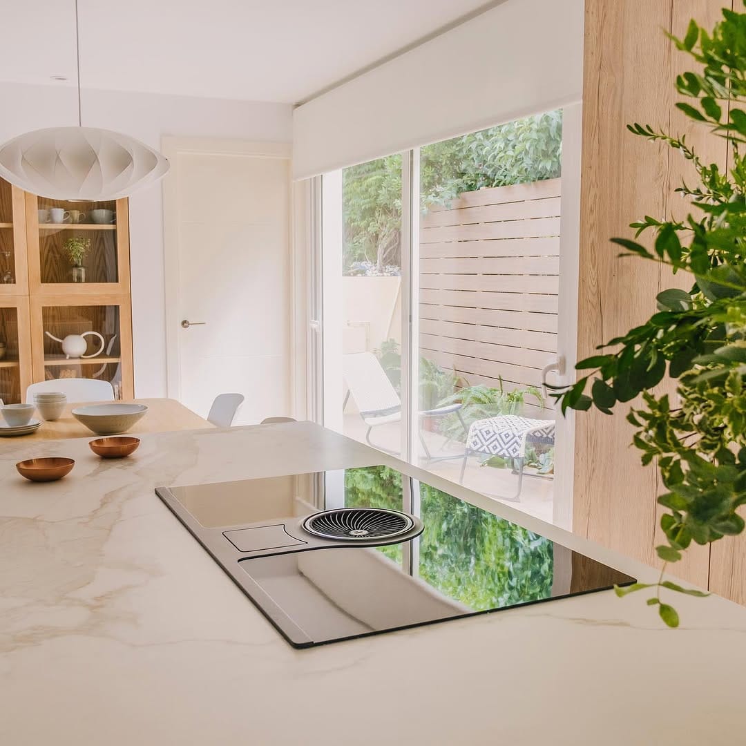 Post 2 by três studio on Instagram (image)