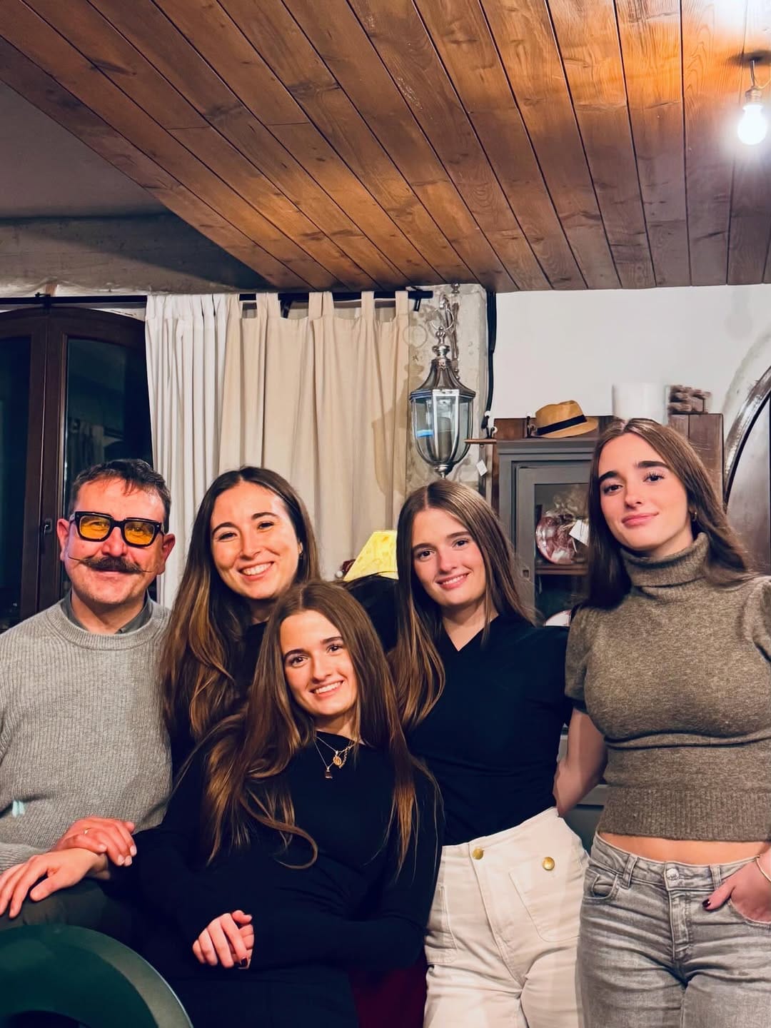 Post 9 by Rocío Martínez Gómez on Instagram (carousel)