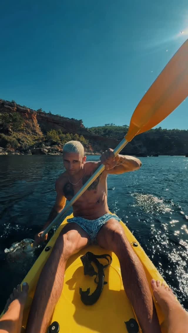Post 6 by M A R I A N   M U R D A on Instagram (video)