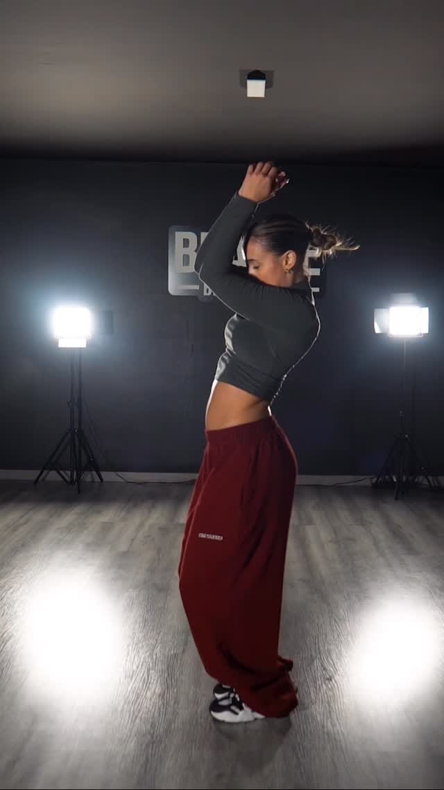 Post 7 by MARIBEL MORIANO on Instagram (video)