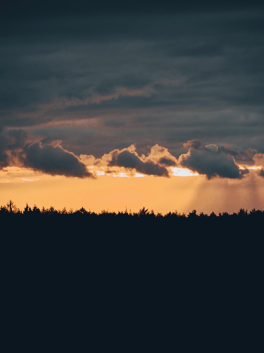 Post 7 by Dávid Melcher on Instagram (carousel)
