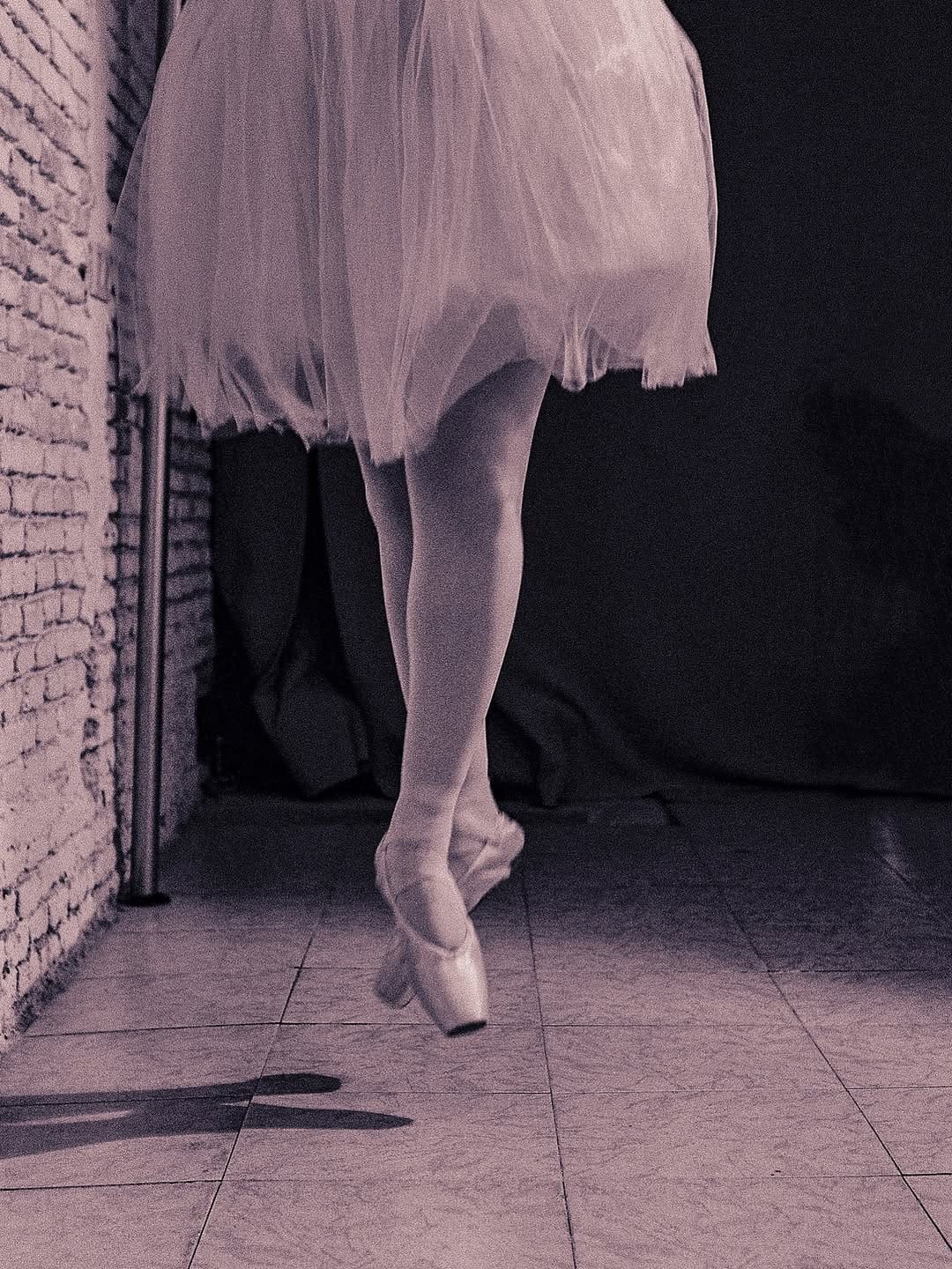 Post 4 by La Bailarina Imperfecta on Instagram (image)