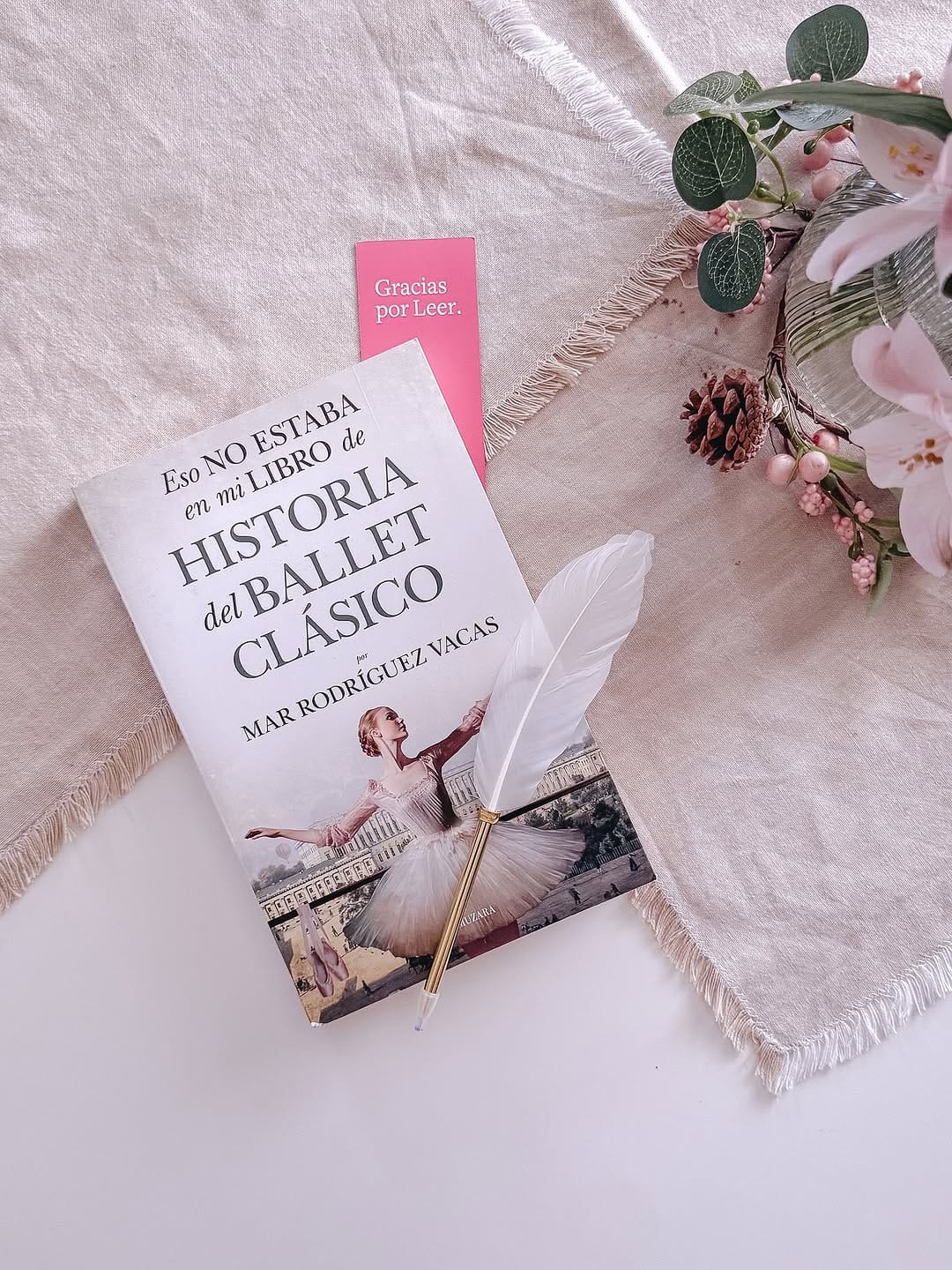 Post 8 by La Bailarina Imperfecta on Instagram (carousel)